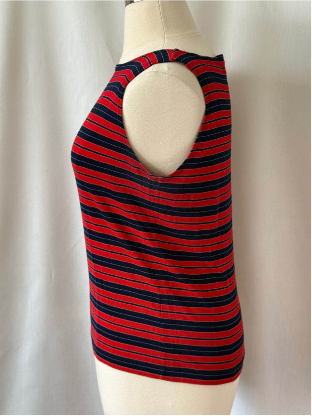 Chico's Travelers Sleeveless Striped Shell Red Navy Size 16 (Chico’s 3) - Picture 2 of 6